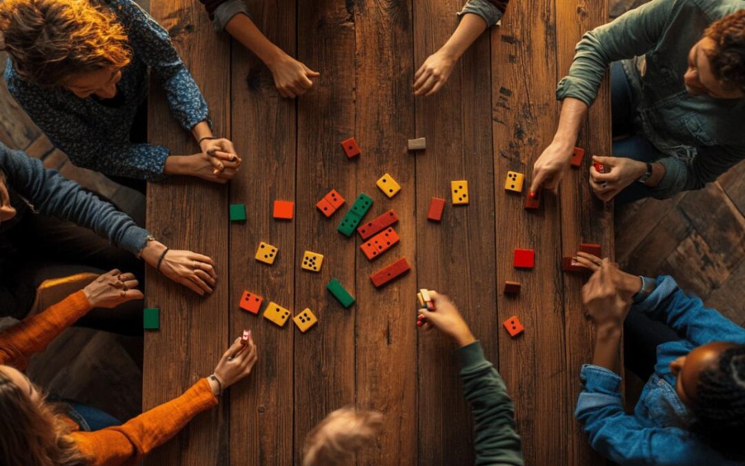 Les Dominos, un jeu de stratégie accessible : tactiques avancées pour gagner à tous les coups